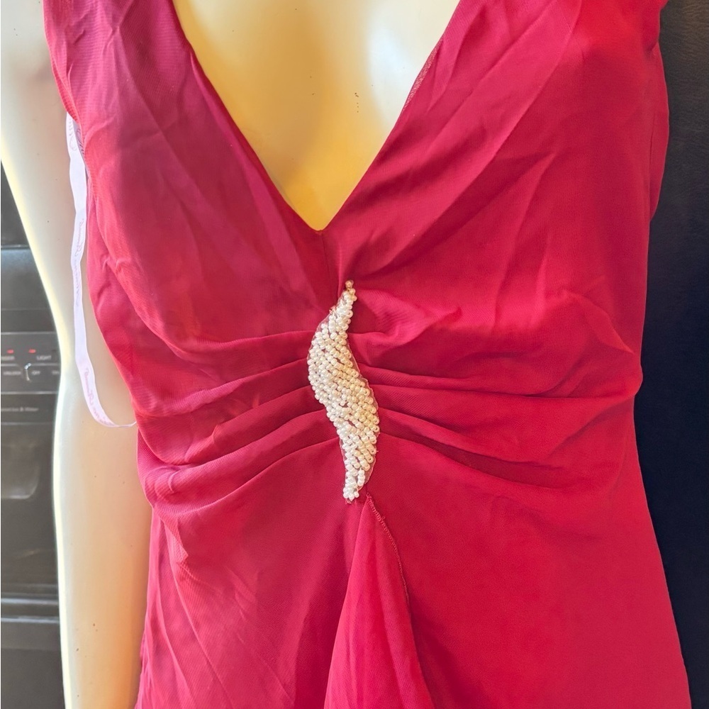 Milano Red ruffle dress - Picture 2 of 13